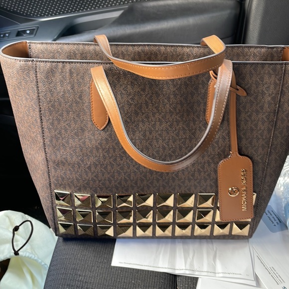 New and original Michael Kors bag - Picture 3 of 3
